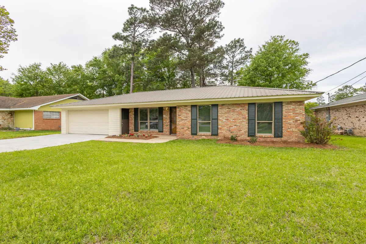 103 E Lakewood Dr., Hattiesburg, MS 39402 - #1