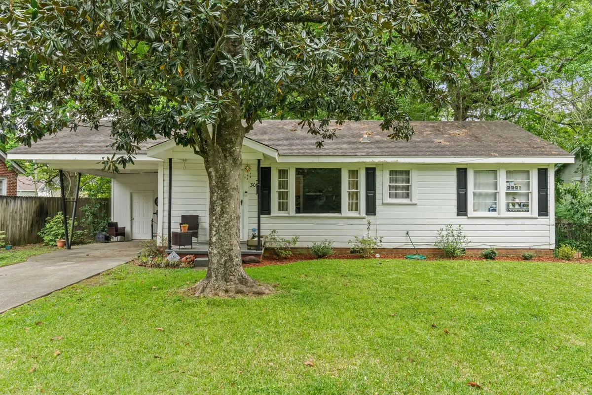 305 E 4th Ave., Petal, MS 39465 - #1