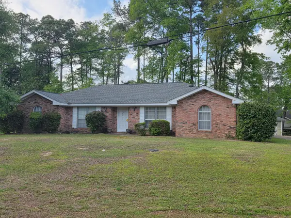 1006 Southeast, Hattiesburg, MS 39402