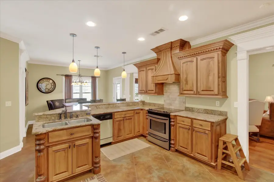 32 Pine Meadow Loop, Hattiesburg, MS 39402 - #2