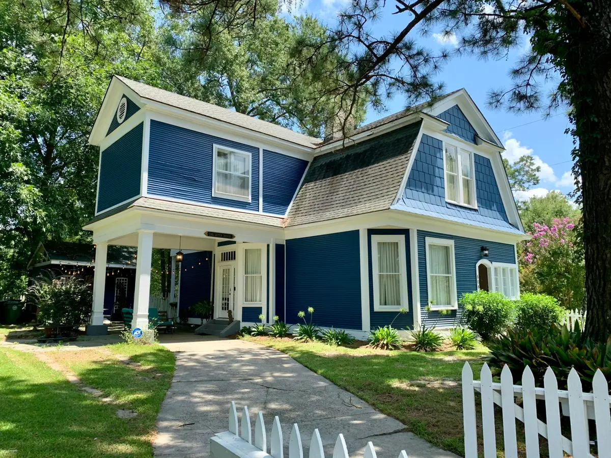 604 Court St., Hattiesburg, MS 39401 - #1