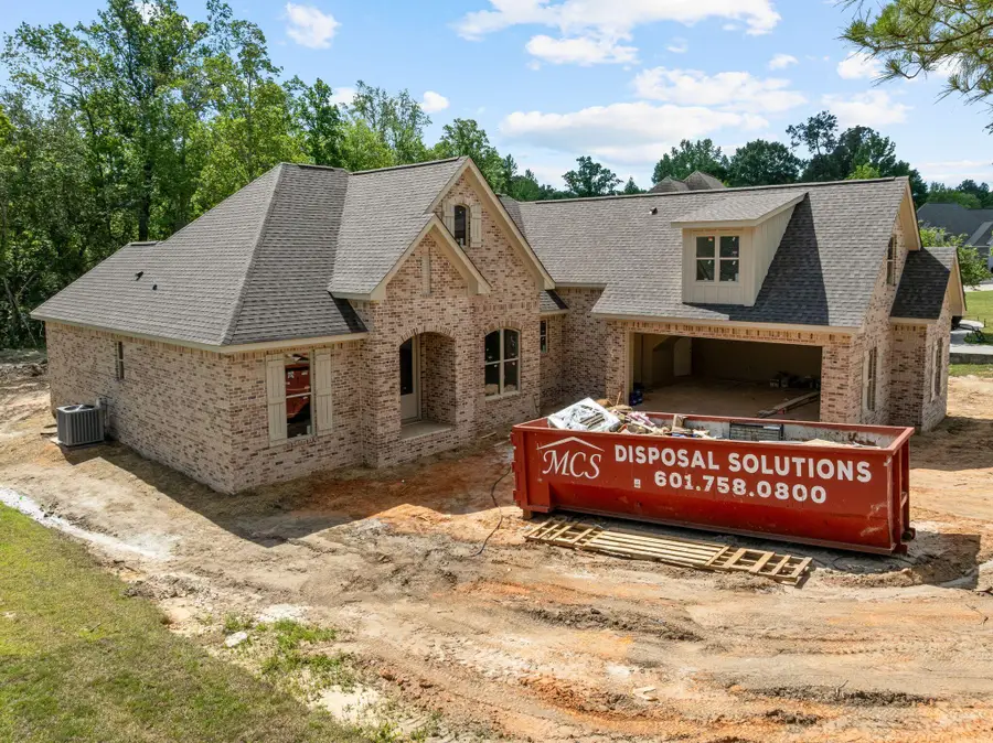 48 Buckskin Dr., Hattiesburg, MS 39402 - #2