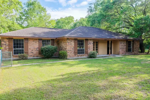 171 Northwood Dr., Carriere, MS 39426