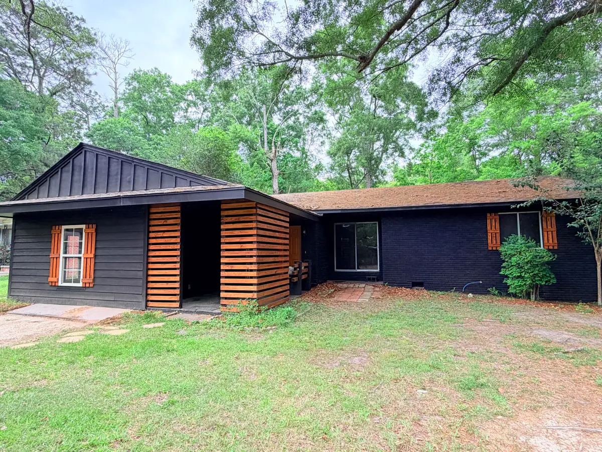 2815 Hillside Dr., Hattiesburg, MS 39401 - #1