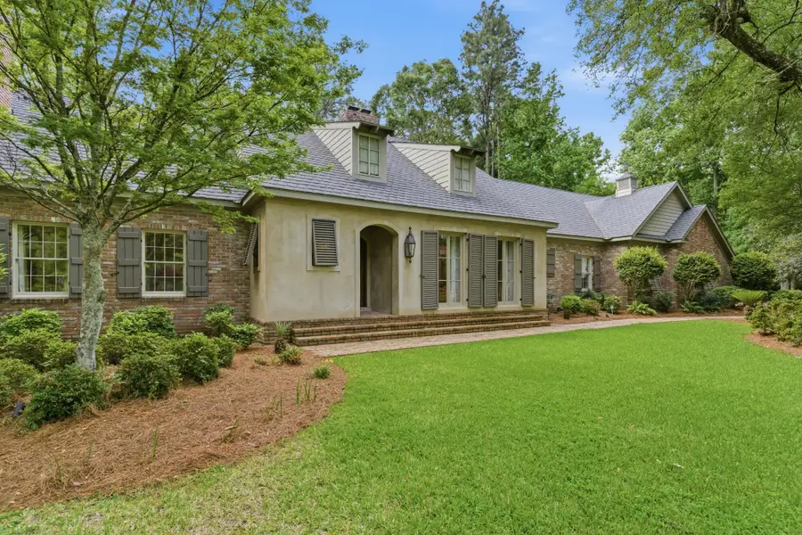 112 Heatherwood Dr., Hattiesburg, MS 39402 - #2