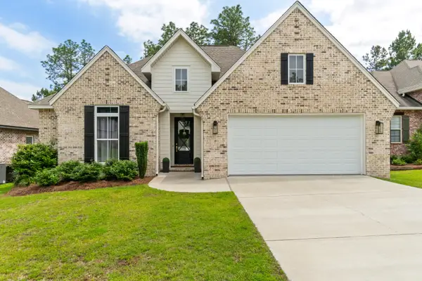 25 Waverly Ct., Hattiesburg, MS 39402