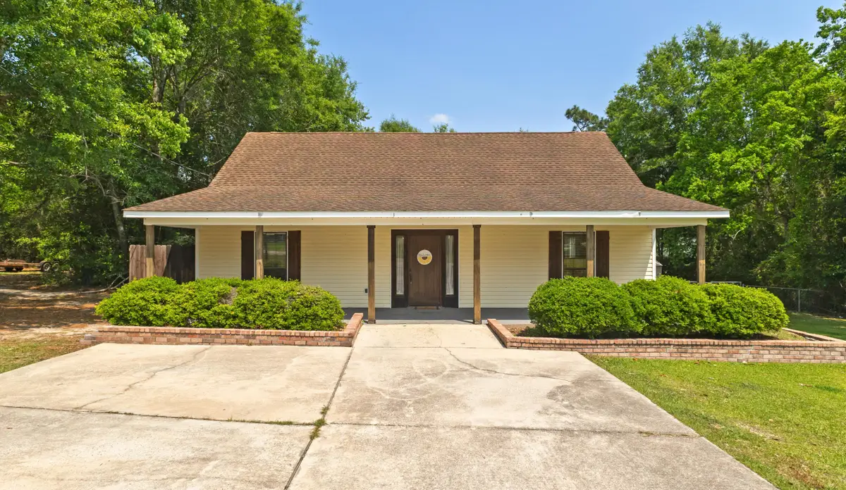 301 Ridgeview Dr., Carriere, MS 39426 - #1
