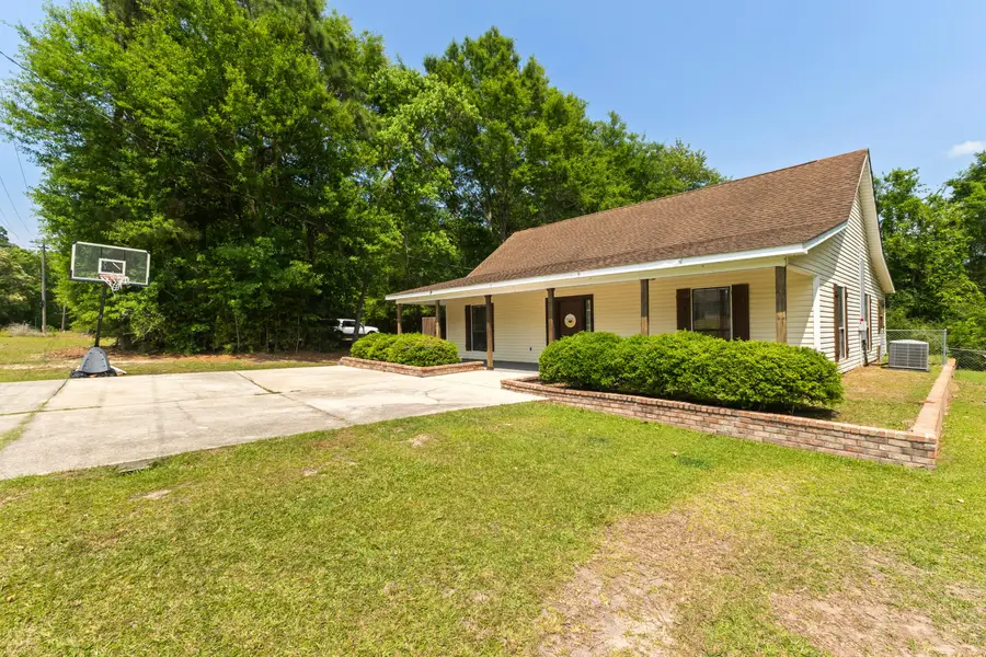 301 Ridgeview Dr., Carriere, MS 39426 - #3