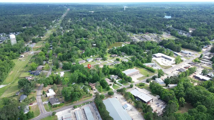 105 Clark Ave., Hattiesburg, MS 39402 - #3