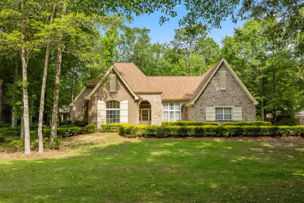 65 Monarch Blvd., Hattiesburg, MS 39402