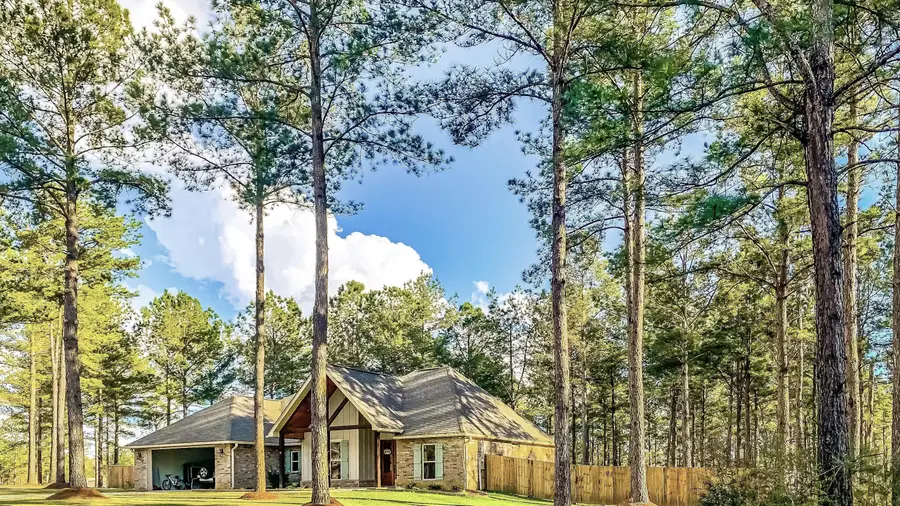 19 Vera Ln., Hattiesburg, MS 39401 - #2