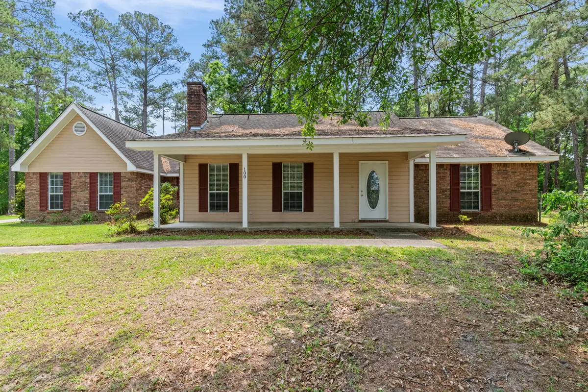 100 Baywood Dr., Hattiesburg, MS 39402 - #1