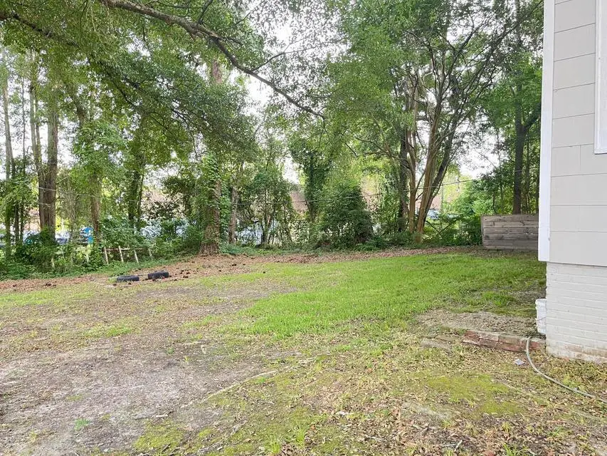 1103 Wilson Dr., Laurel, MS 39440 - #3