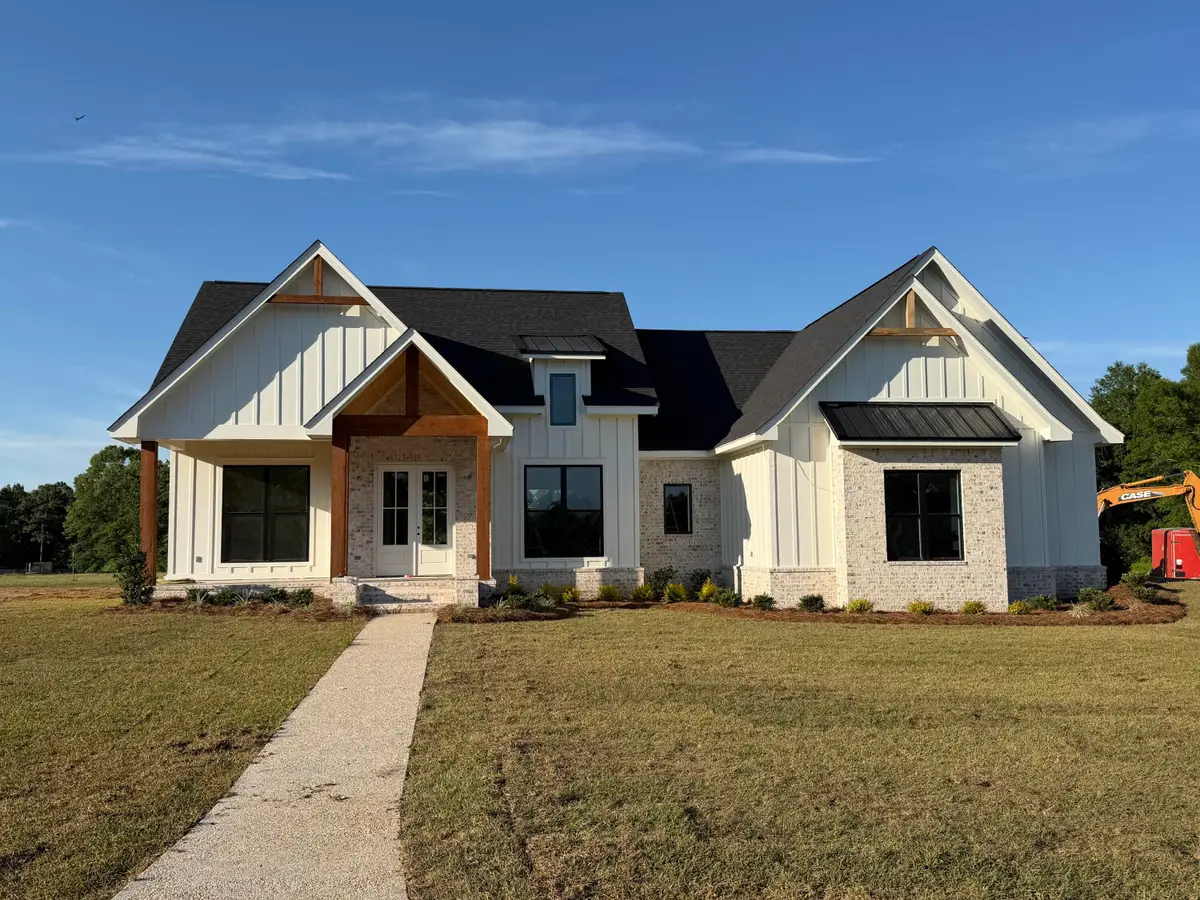 19 Wandering Oaks Ln., Hattiesburg, MS 39401 - #1