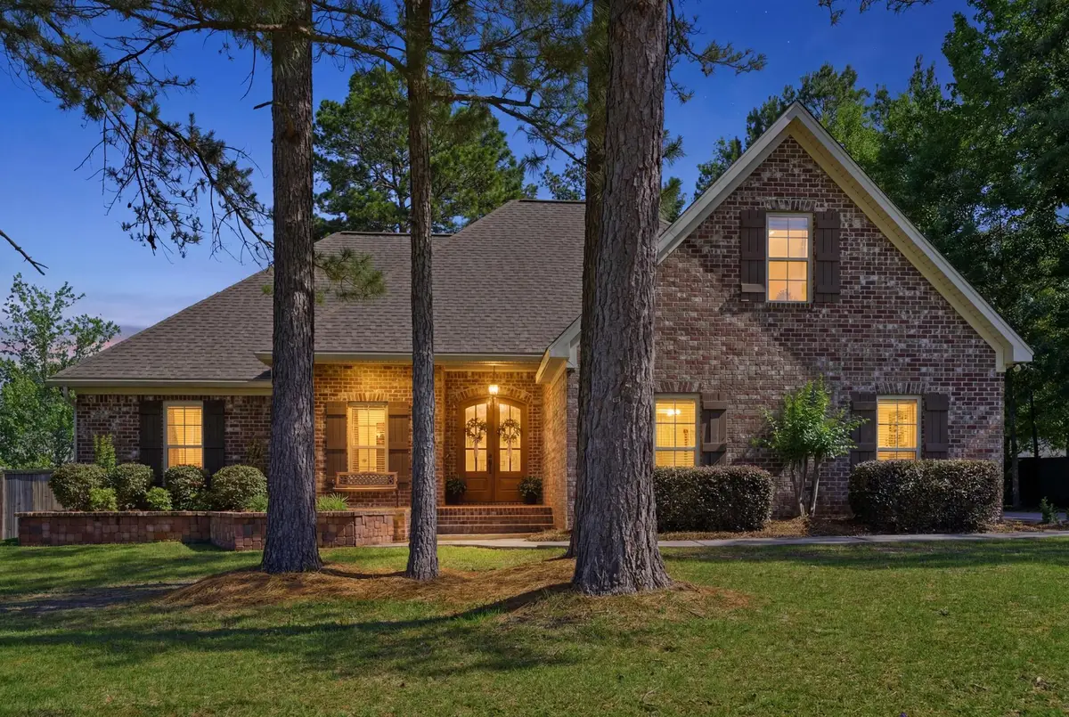 9 E Cadbury Ln., Hattiesburg, MS 39402 - #1