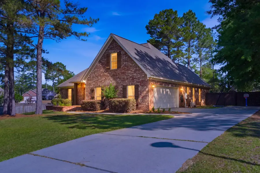 9 E Cadbury Ln., Hattiesburg, MS 39402 - #2