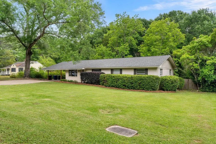 202 Pinehills Dr., Hattiesburg, MS 39402 - #2