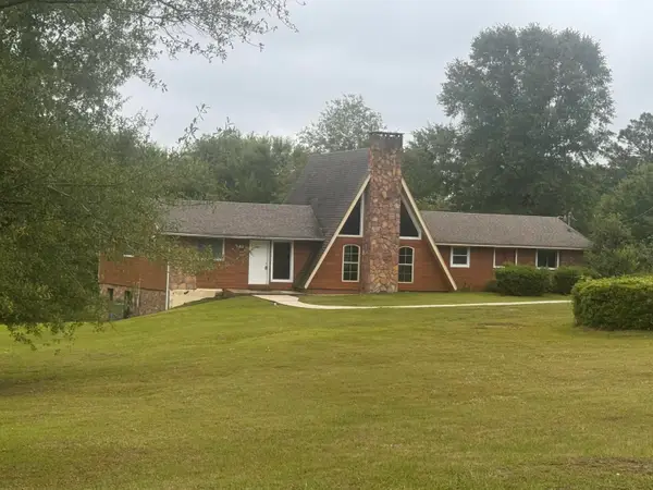 48 Mackeral Dr., Hattiesburg, MS 39402