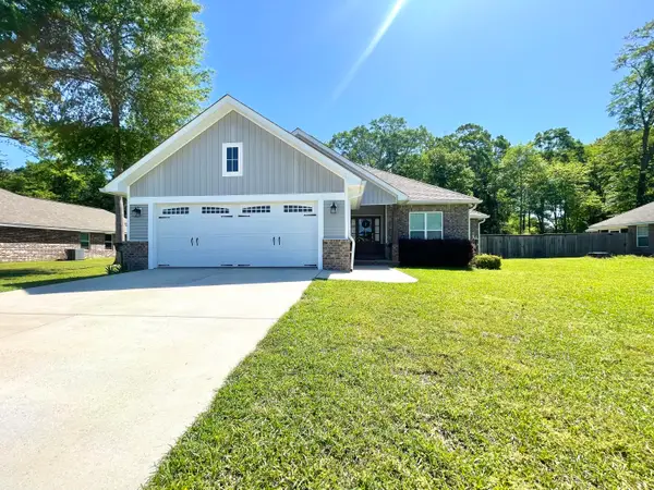 32 Westhaven Dr., Hattiesburg, MS 39402