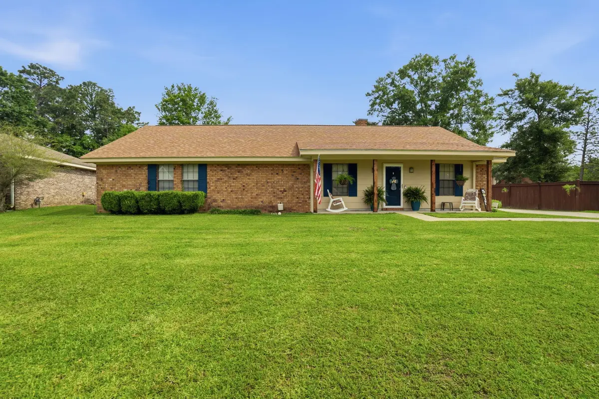 203 Chesterfield Rd., Hattiesburg, MS 39402 - #1