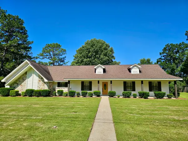 113 Sherwood Forest Dr., Petal, MS 39465