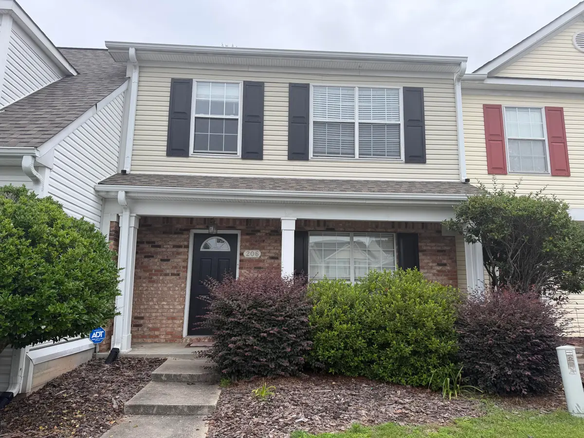 206 Jefferson Pl, Hattiesburg, MS 39402 - #1