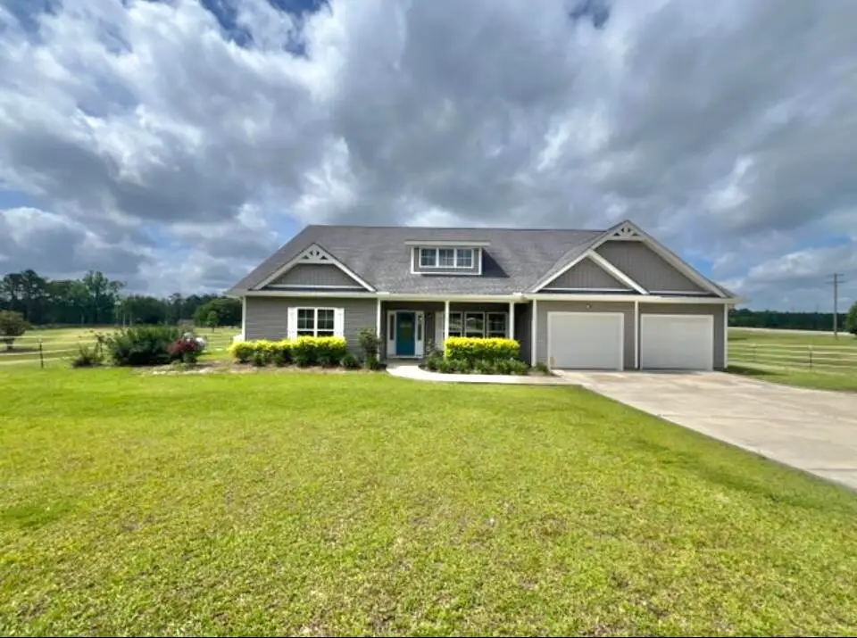 8 Conifer Dr., Columbia, MS 39429 - #1
