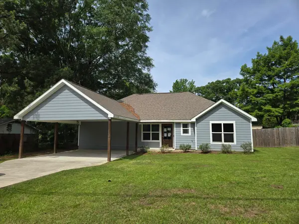 115 Mcaulay Dr., Petal, MS 39465