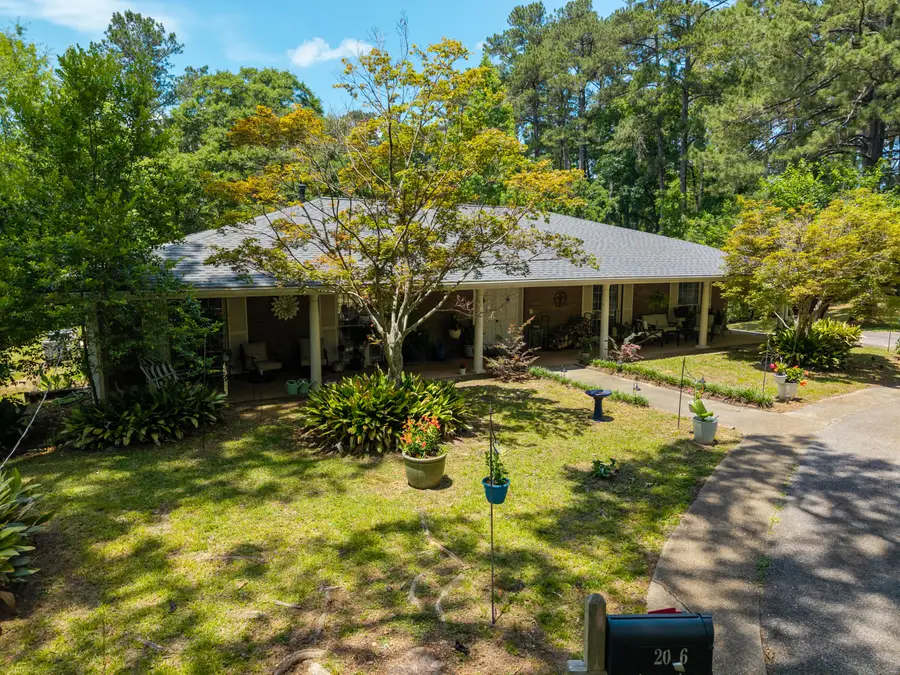 2086 Briarwood Dr., Laurel, MS 39440 - #3