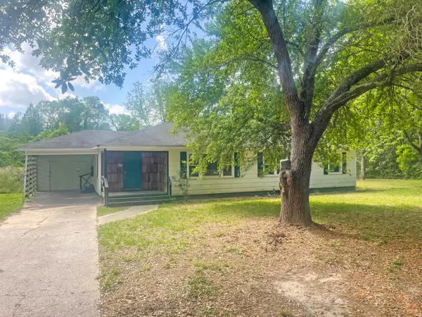 234 Hartfield Rd., Columbia, MS 39429