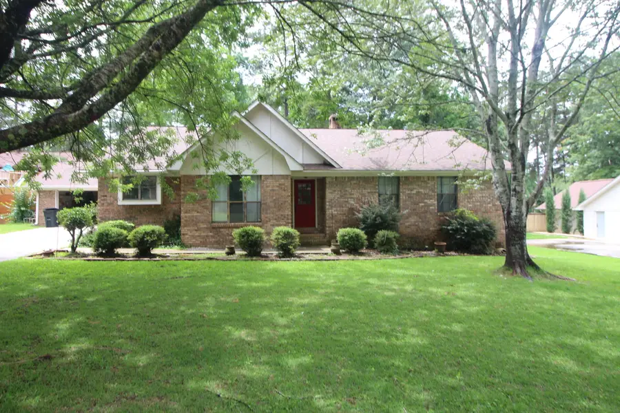 17 Katherine St., Laurel, MS 39440 - #2