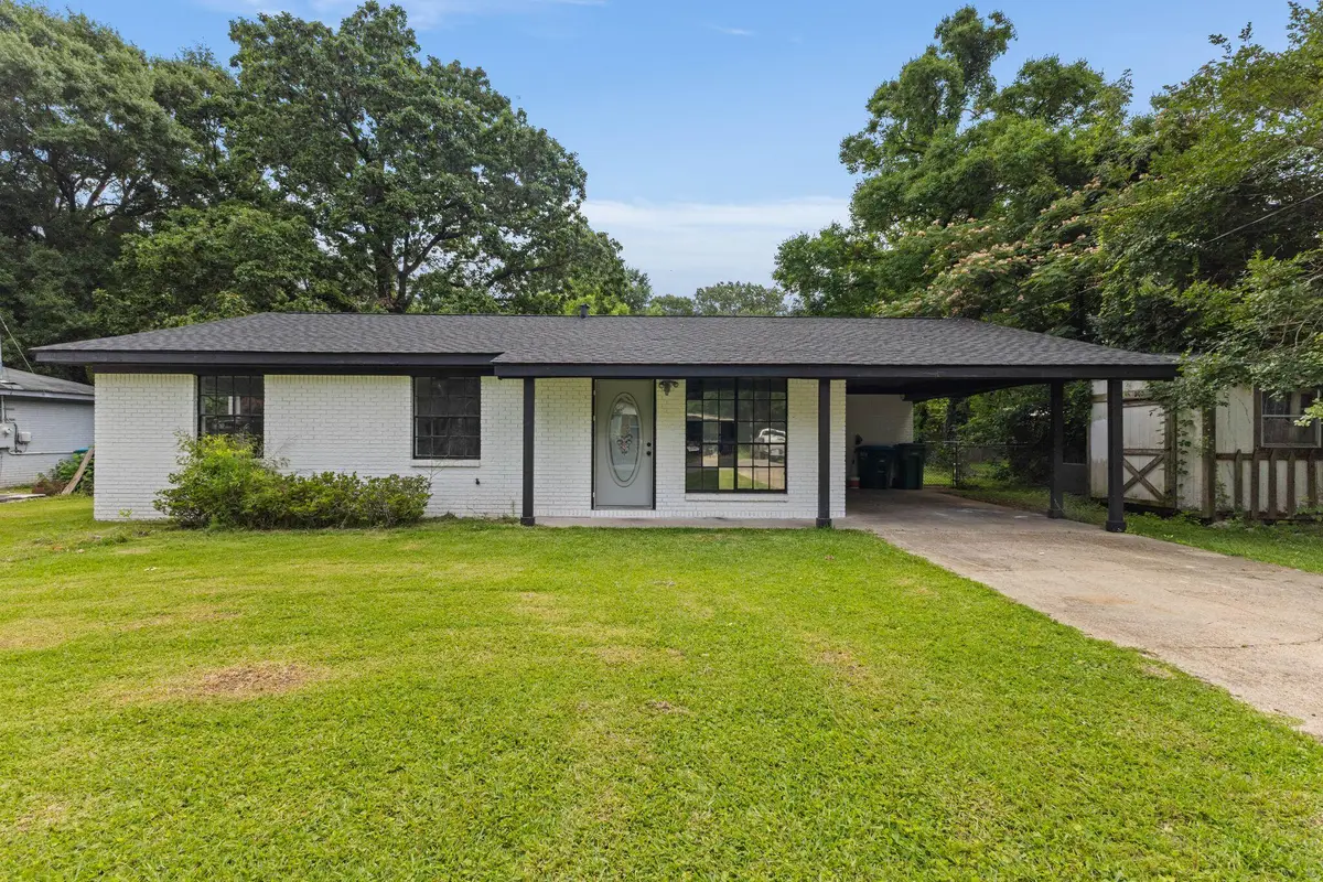 202 Elizabeth Ave., Petal, MS 39465 - #1