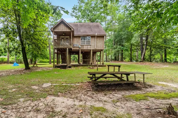 49 Elm St., Poplarville, MS 39470