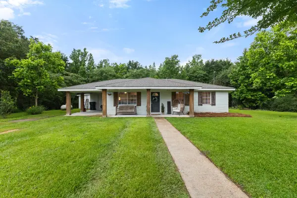 145 R Thompson, Lumberton, MS 39455
