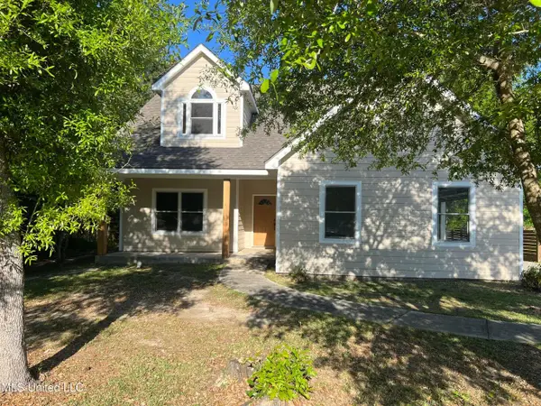 504 Taylor Trail, Waveland, MS 39576
