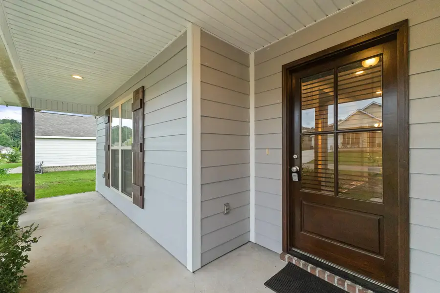 32 Cosmos, Hattiesburg, MS 39402 - #2