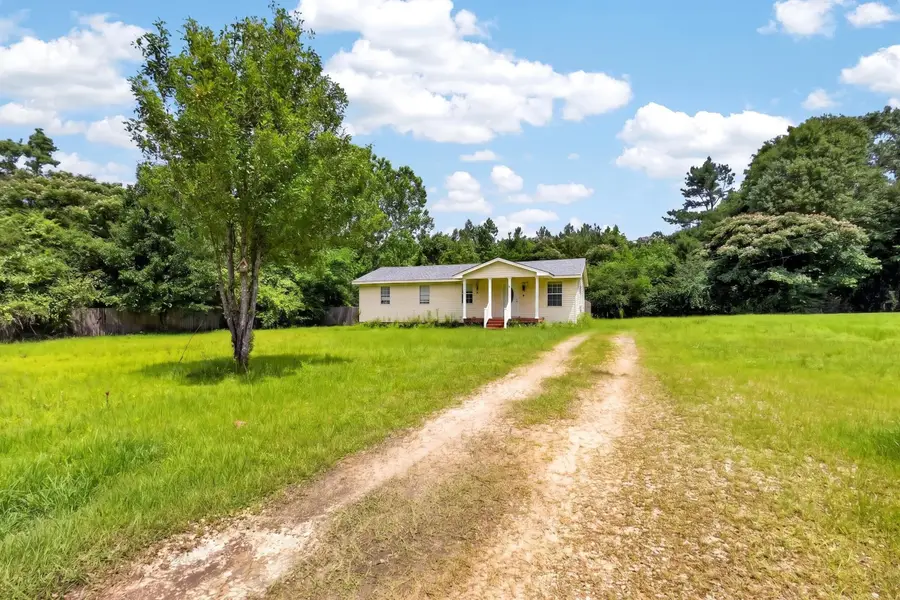 25 Mandy Bush, Laurel, MS 39443 - #2