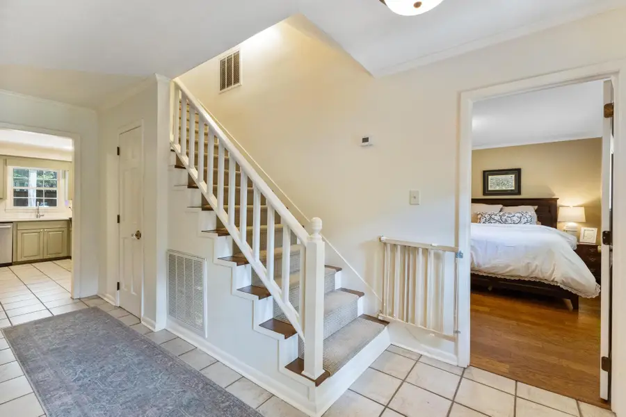 205 Southampton Rd., Hattiesburg, MS 39401 - #3
