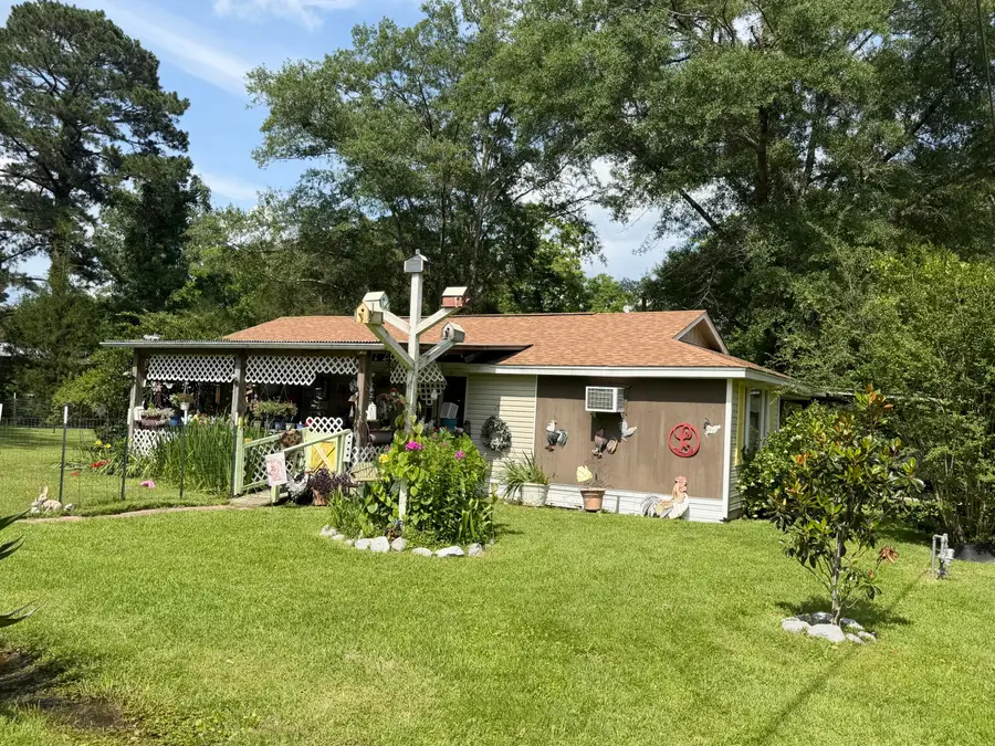 23 Parkers Rd., Laurel, MS 39443 - #3
