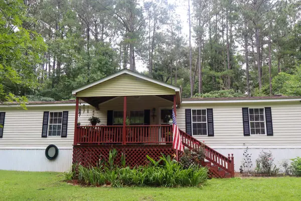 12 Higgins Cutoff, Sumrall, MS 39482