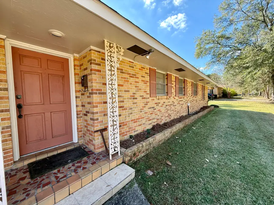 1606 Church St., Columbia, MS 39429 - #2