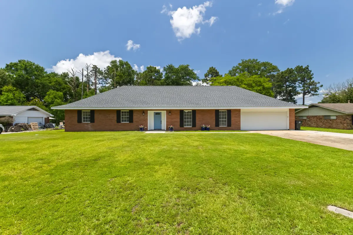 108 Tanglewood Dr., Hattiesburg, MS 39402 - #1