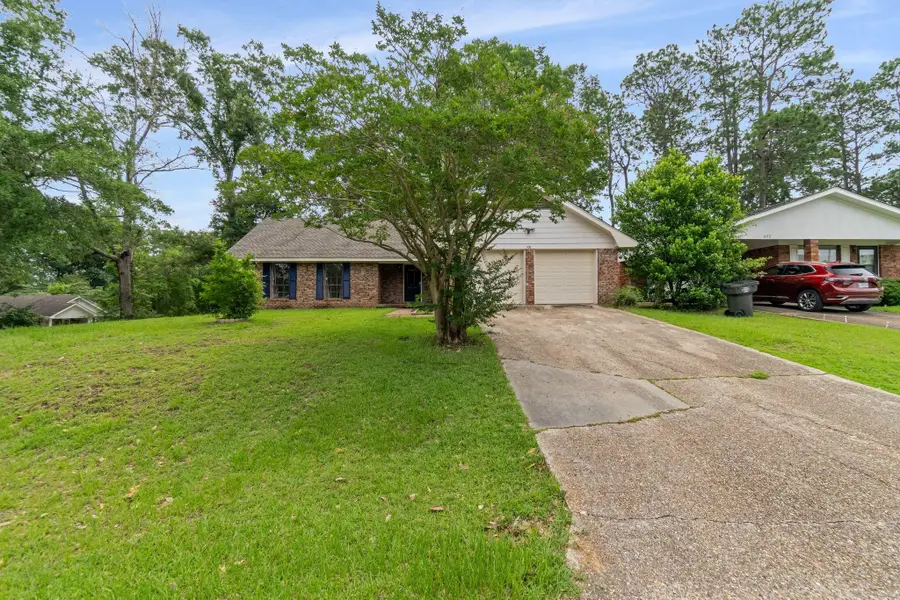 400 Hacienda Ave., Hattiesburg, MS 39402 - #2
