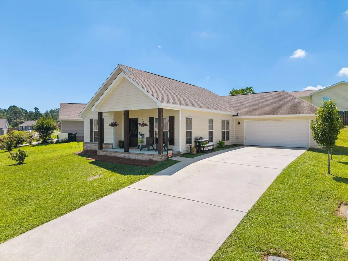 27 Cosmos, Hattiesburg, MS 39402 - #1