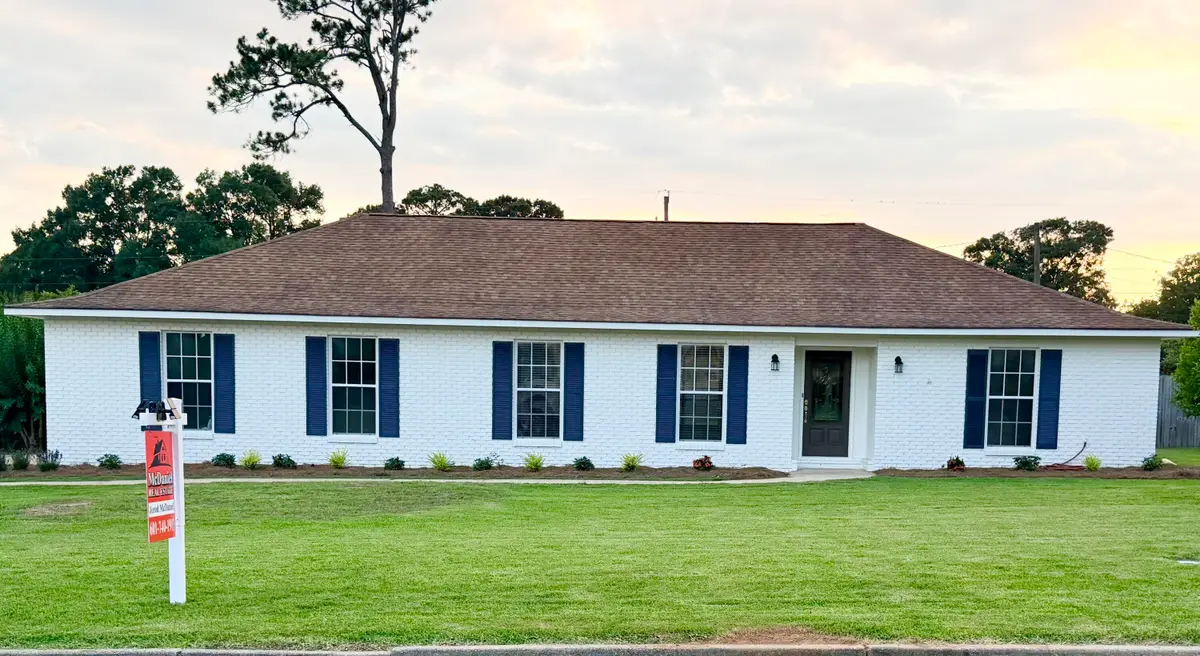 15 Duff St., Columbia, MS 39429 - #1