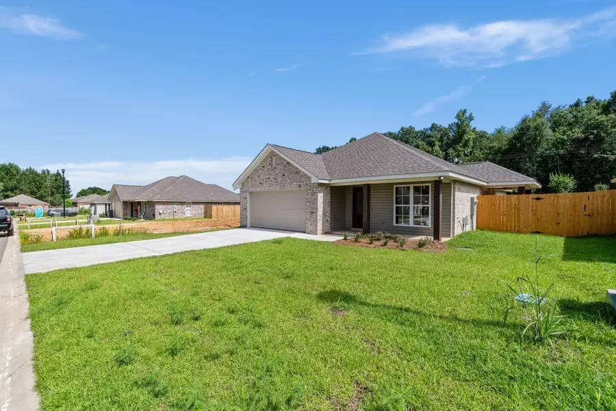 12 Jackson Square Dr., Hattiesburg, MS 39402 - #2