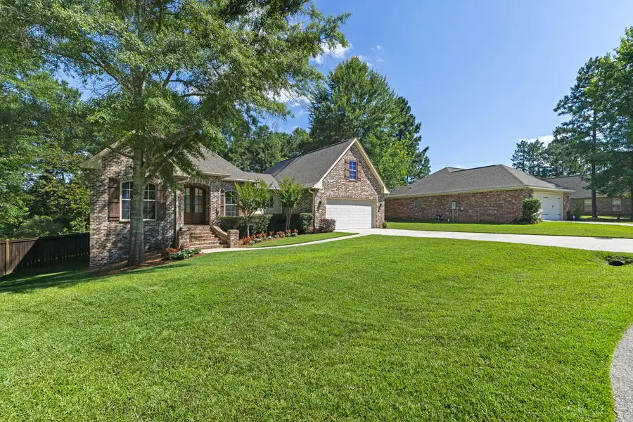 26 W Donnington Ct., Hattiesburg, MS 39402 - #2