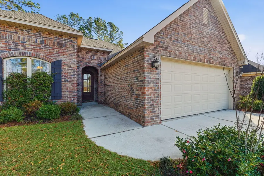 19 W Augusta Ct., Hattiesburg, MS 39402 - #2