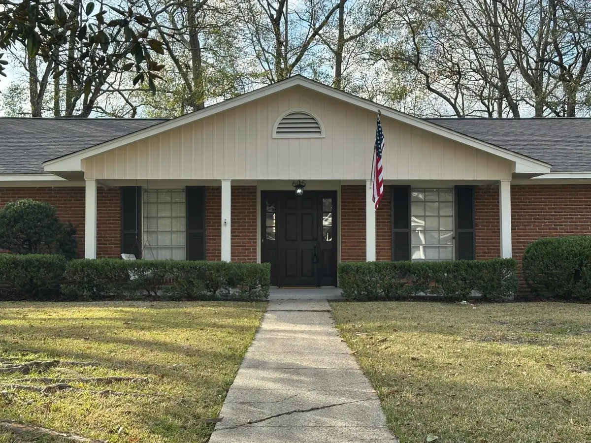 605 Woodland Hills, Hattiesburg, MS 39402 - #1