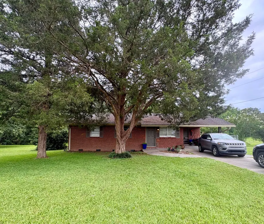 102 Circle Dr., Sumrall, MS 39482 - #2
